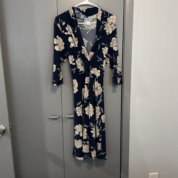 Karina tie around Blue Dress Size XXL - Picture 2 of 5